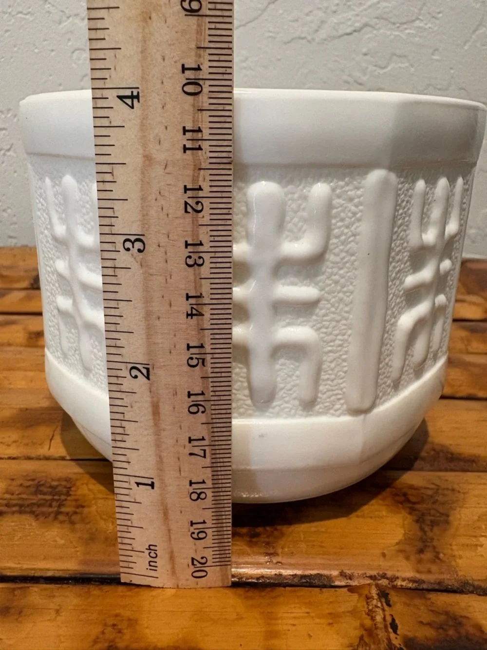Vintage Milk Glass Planter White Chinoiserie Asian Motif Textured Relief 4”high